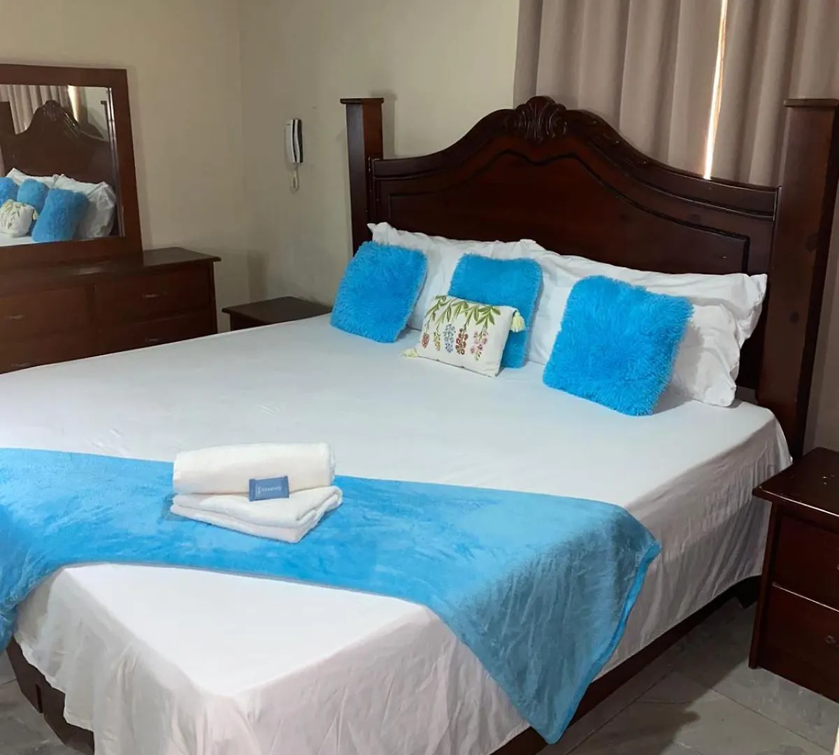 Hotel Enrique II Zona Colonial Vista Al Malecon Santo Domingo 2*,  Dominikánská republika